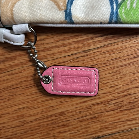 Coach Signature Hampton Multicolor Wristlet - Picture 2 of 11